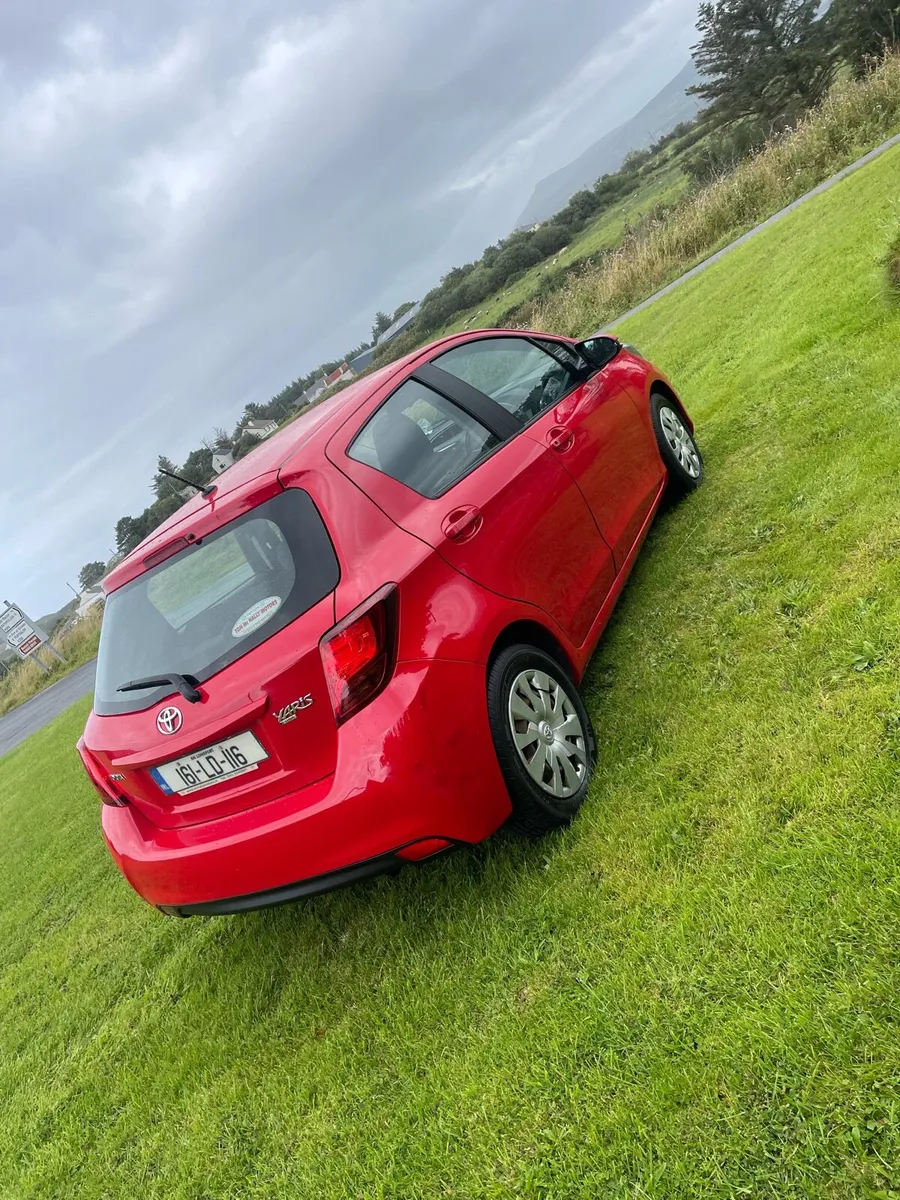Toyota Yaris 1L - Image 3