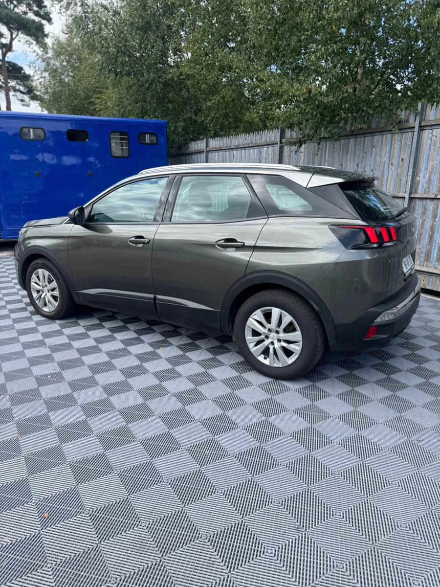 Peugeot 3008 2018 - Image 4