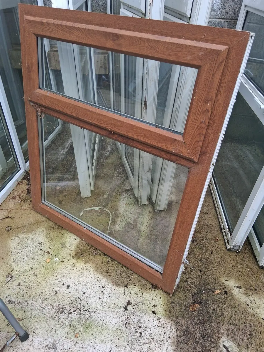 Pvc window  37 x 41 - Image 1