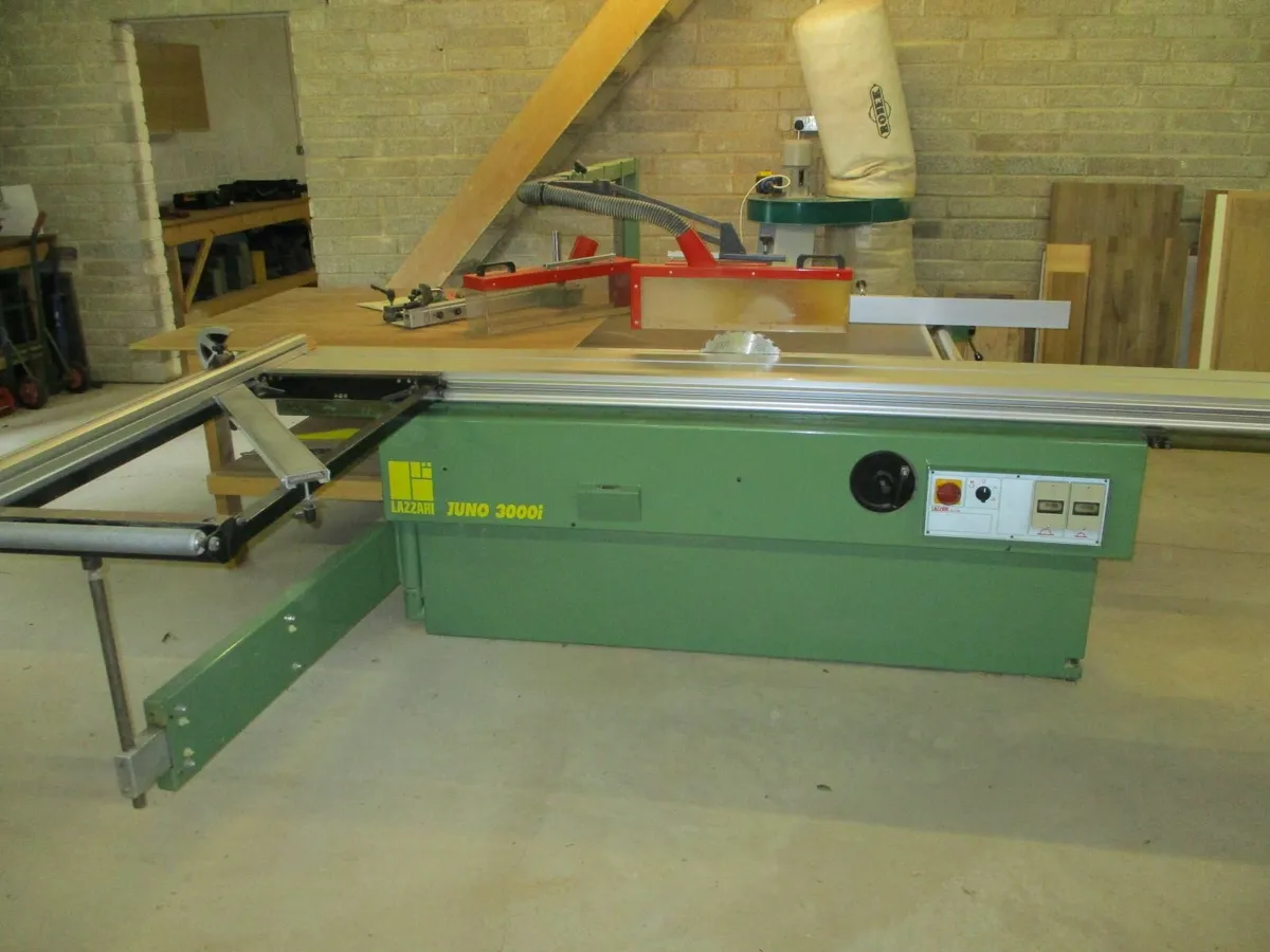 Table saw - Image 1