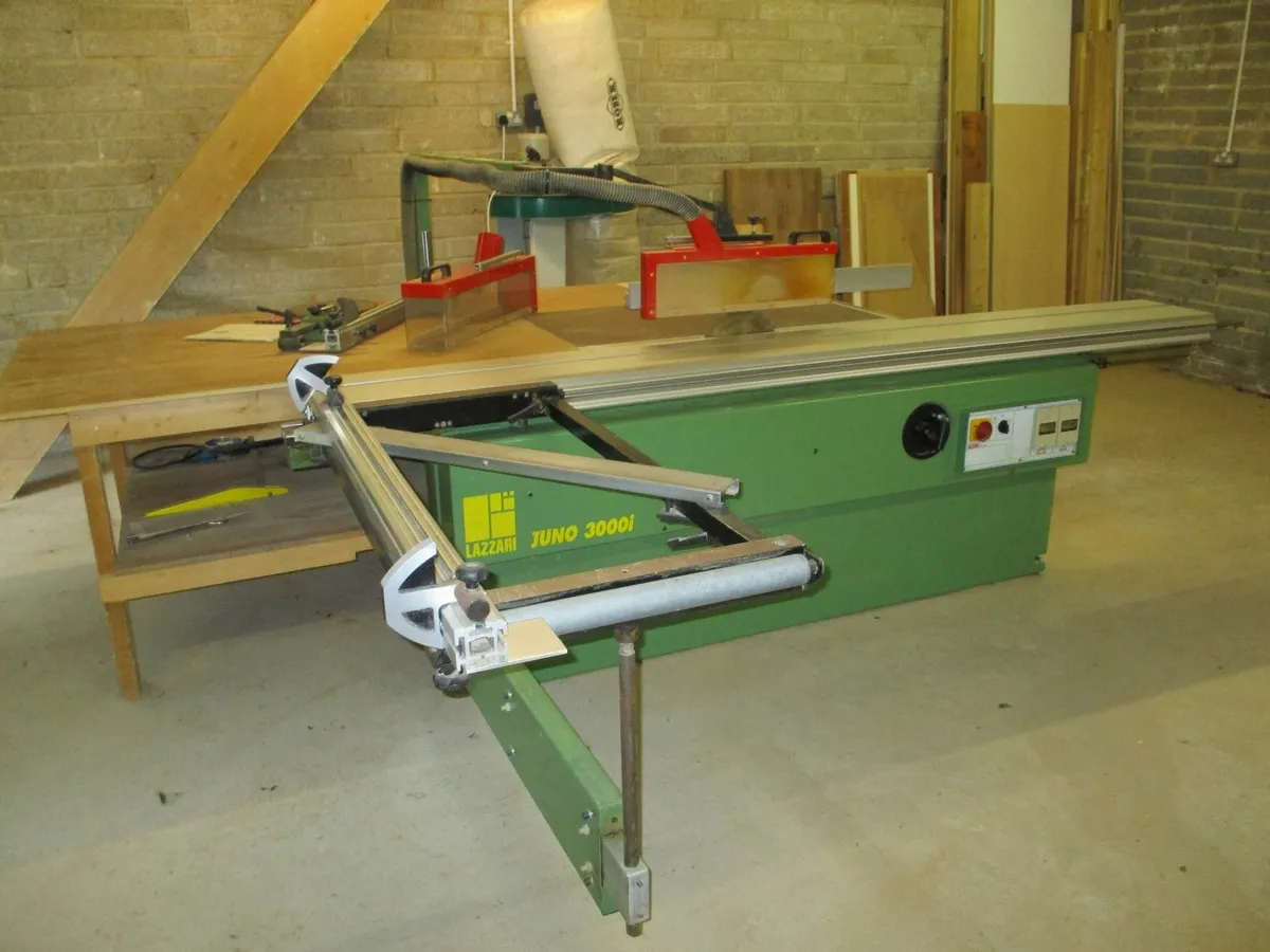 Table saw - Image 3
