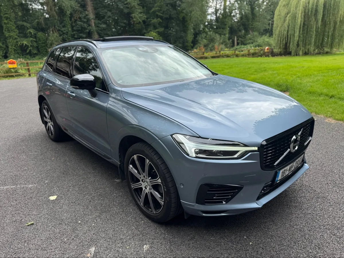 Volvo XC60 2018 T8 Hybrid - Image 1