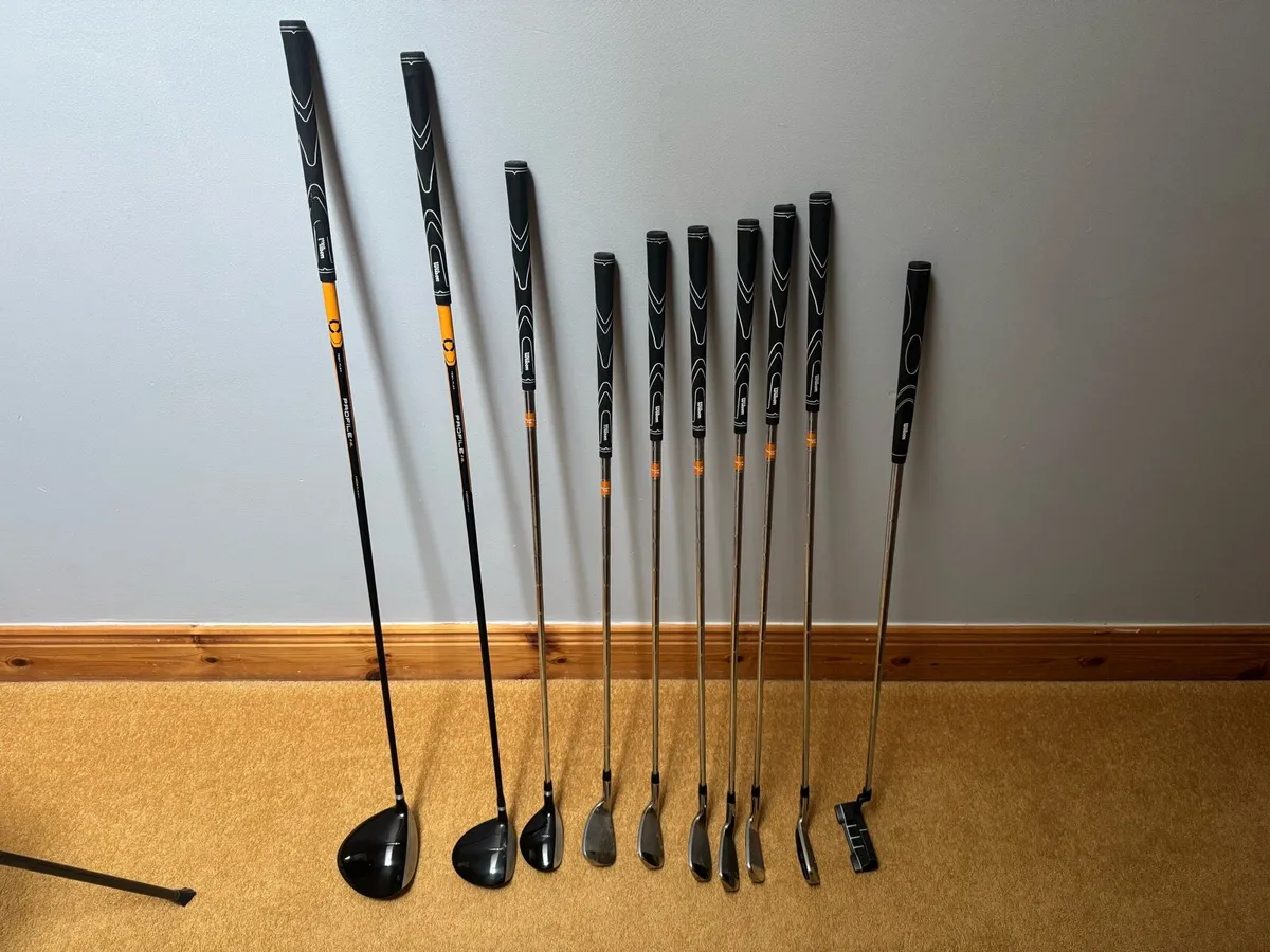 Wilson Junior Golf Clubs - Image 1