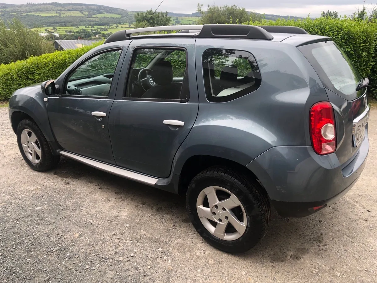 14 Dacia Duster - Image 4