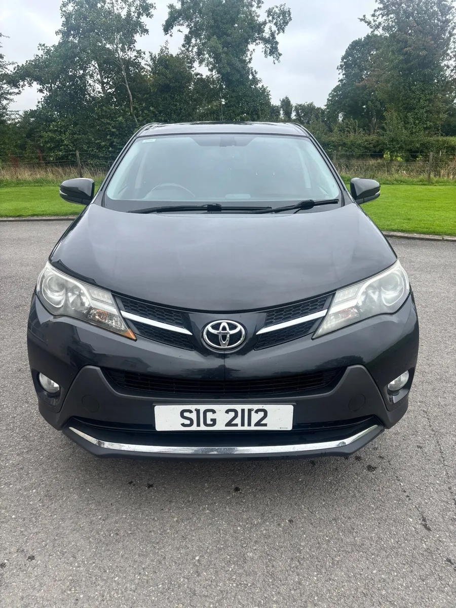 Toyota RAV4 2015 - Image 1