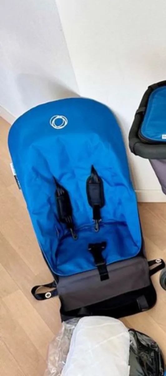 Bugaboo cameleon travel system - Image 4