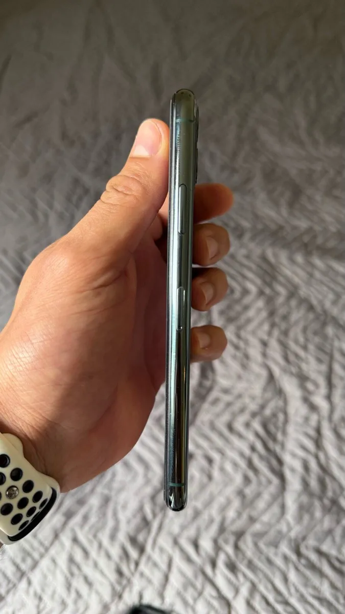 Iphone 11 Pro Max 64GB Midnight green- Unlocked - Image 3