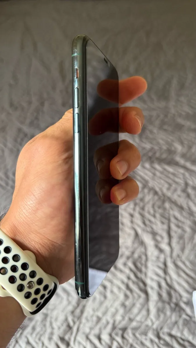 Iphone 11 Pro Max 64GB Midnight green- Unlocked - Image 4