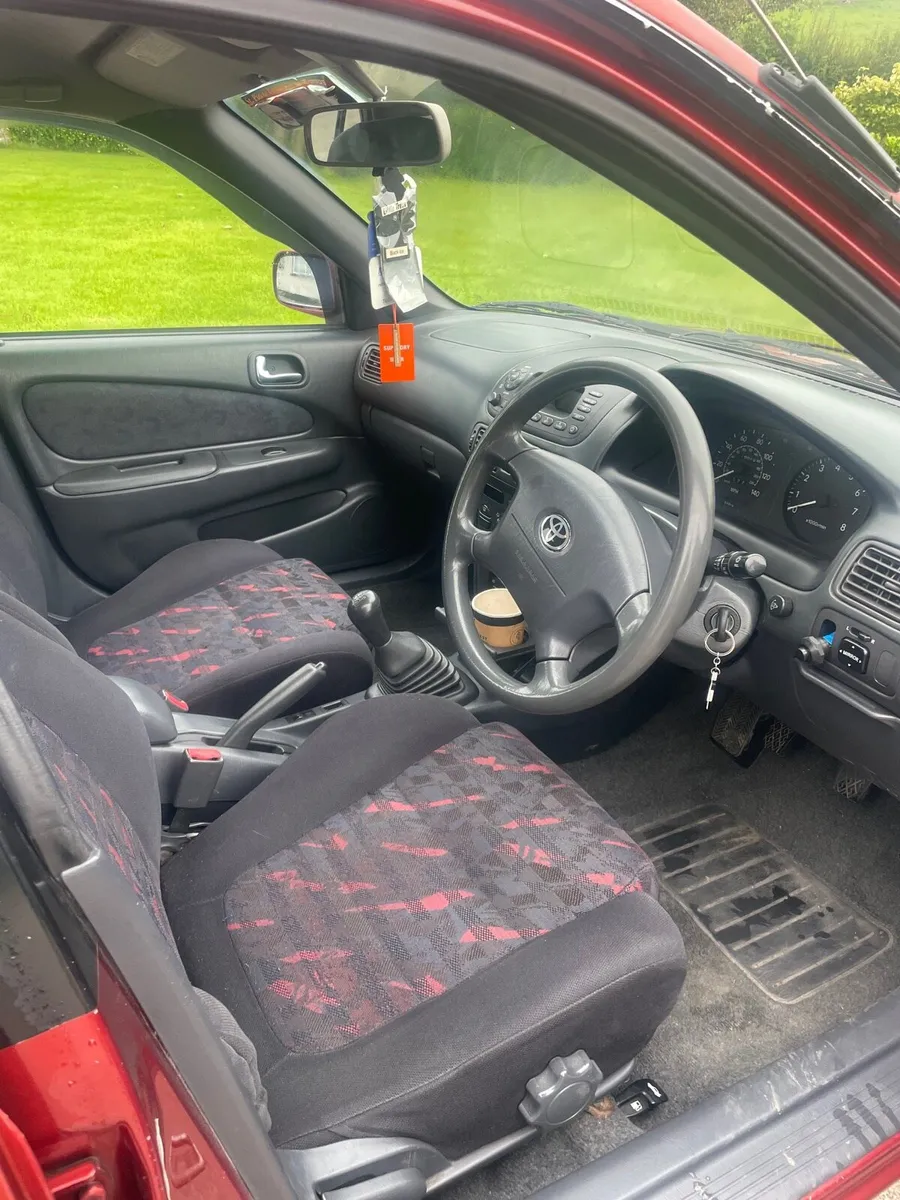 Car - Image 4