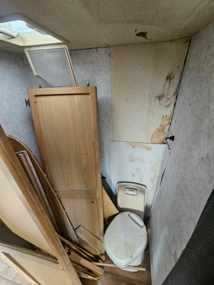 Caravan - Image 2