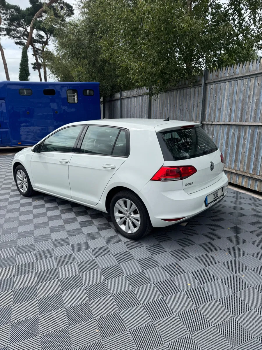 Volkswagen Golf 1.2 TSI 2016 - Image 4