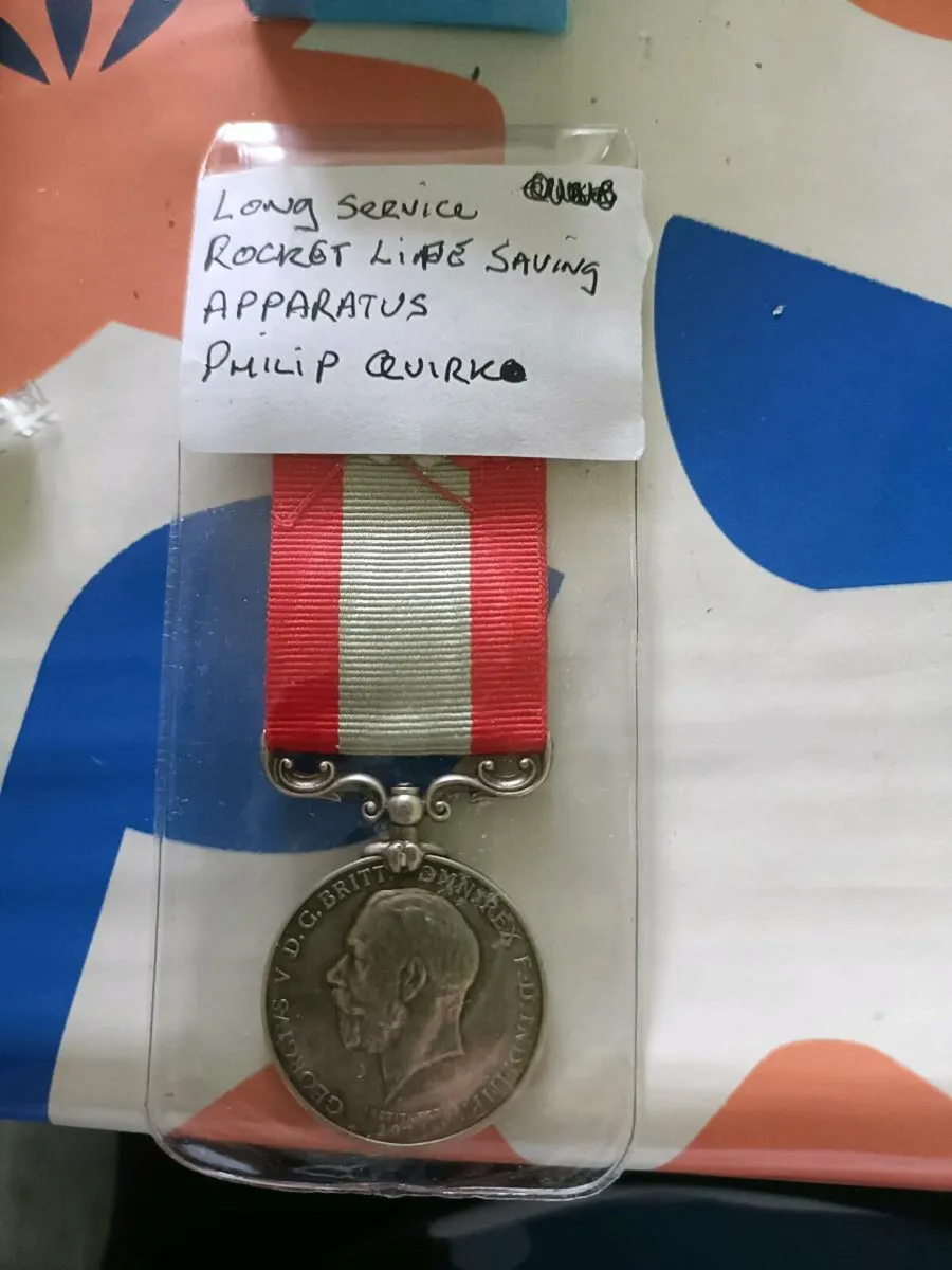 SCARE BOARD OF TRADE LONG SERVICE MEDAL COASTGUARD - Image 1