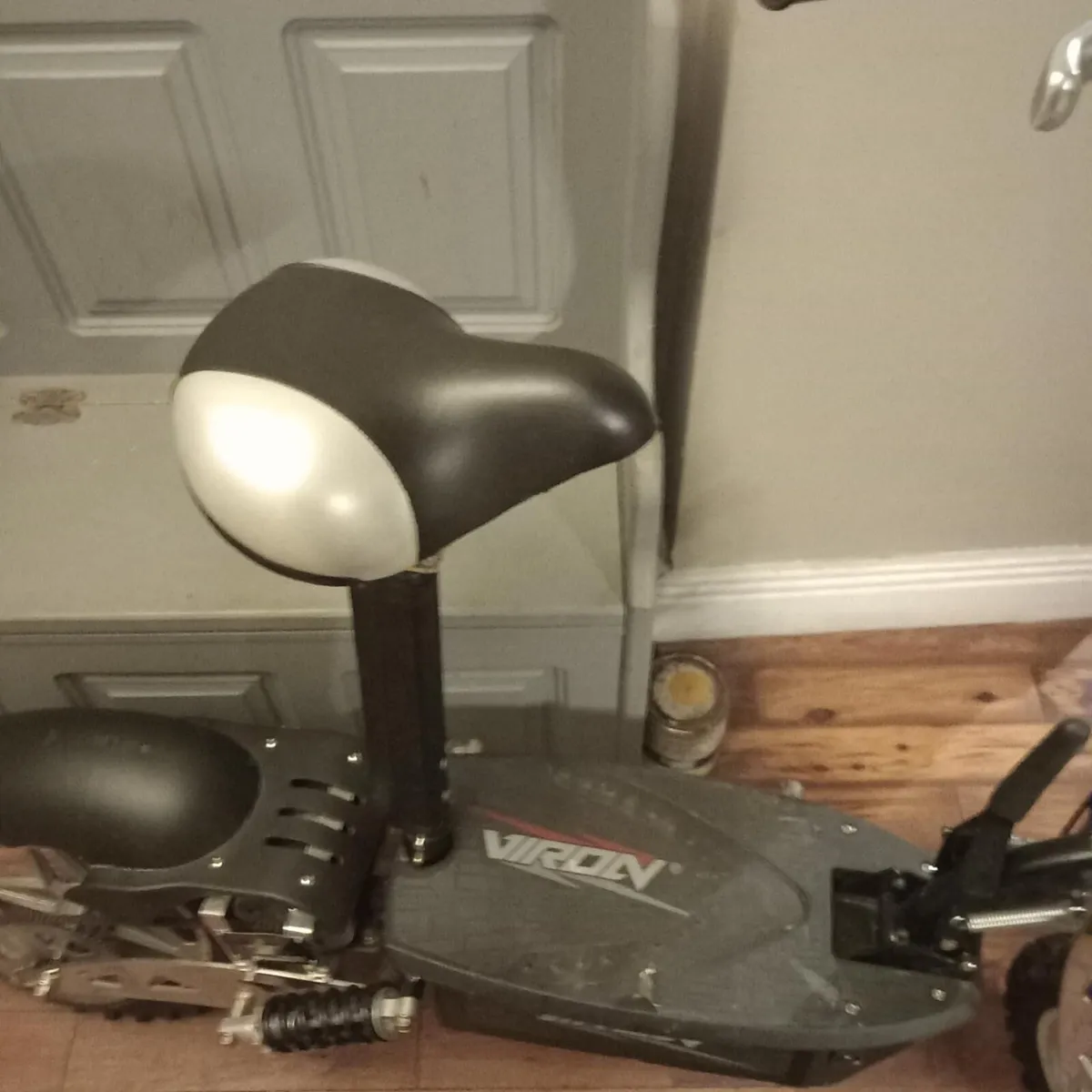 Electric scooter - Image 3
