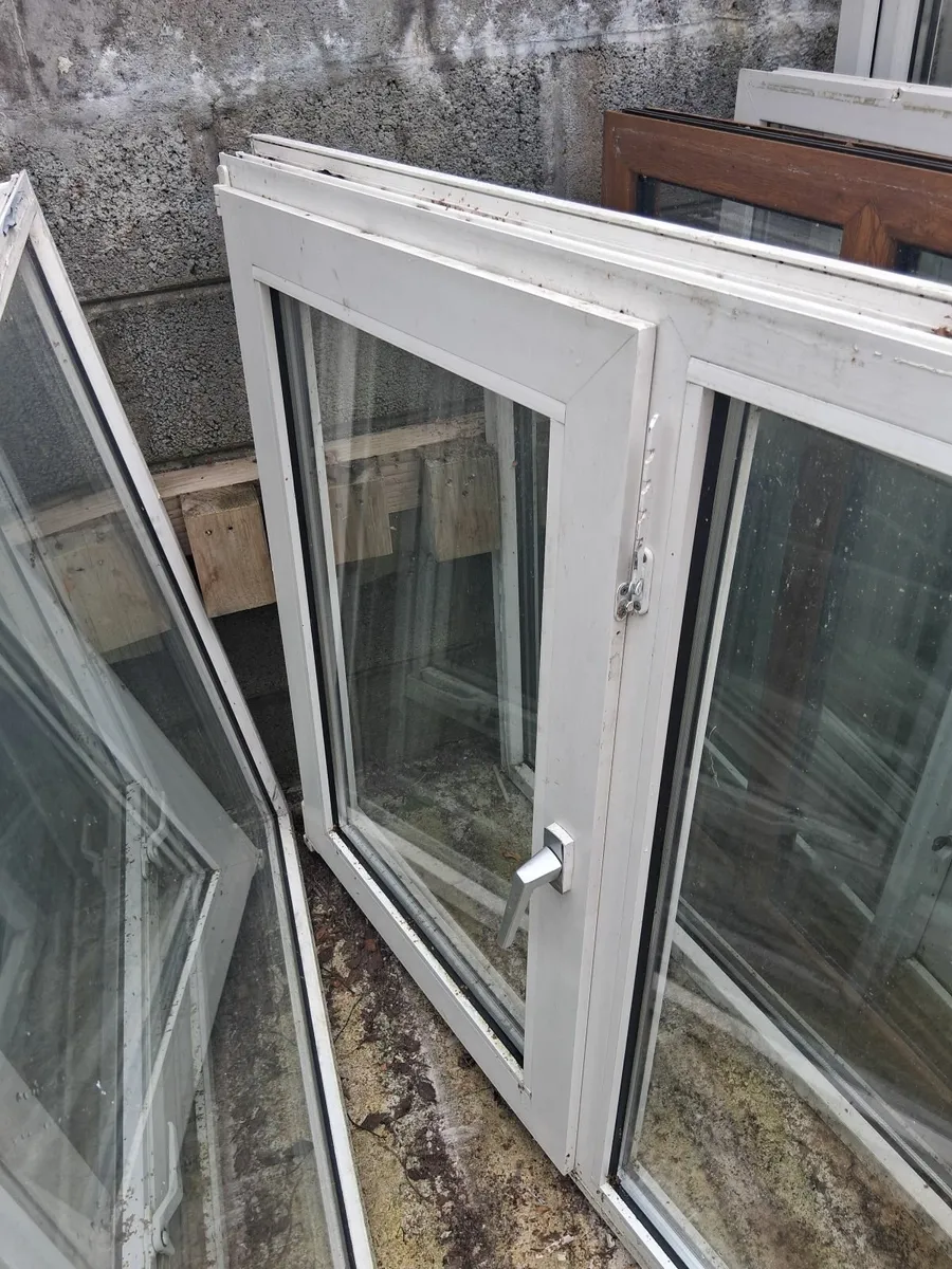 Pvc window  94 x 42 - Image 2