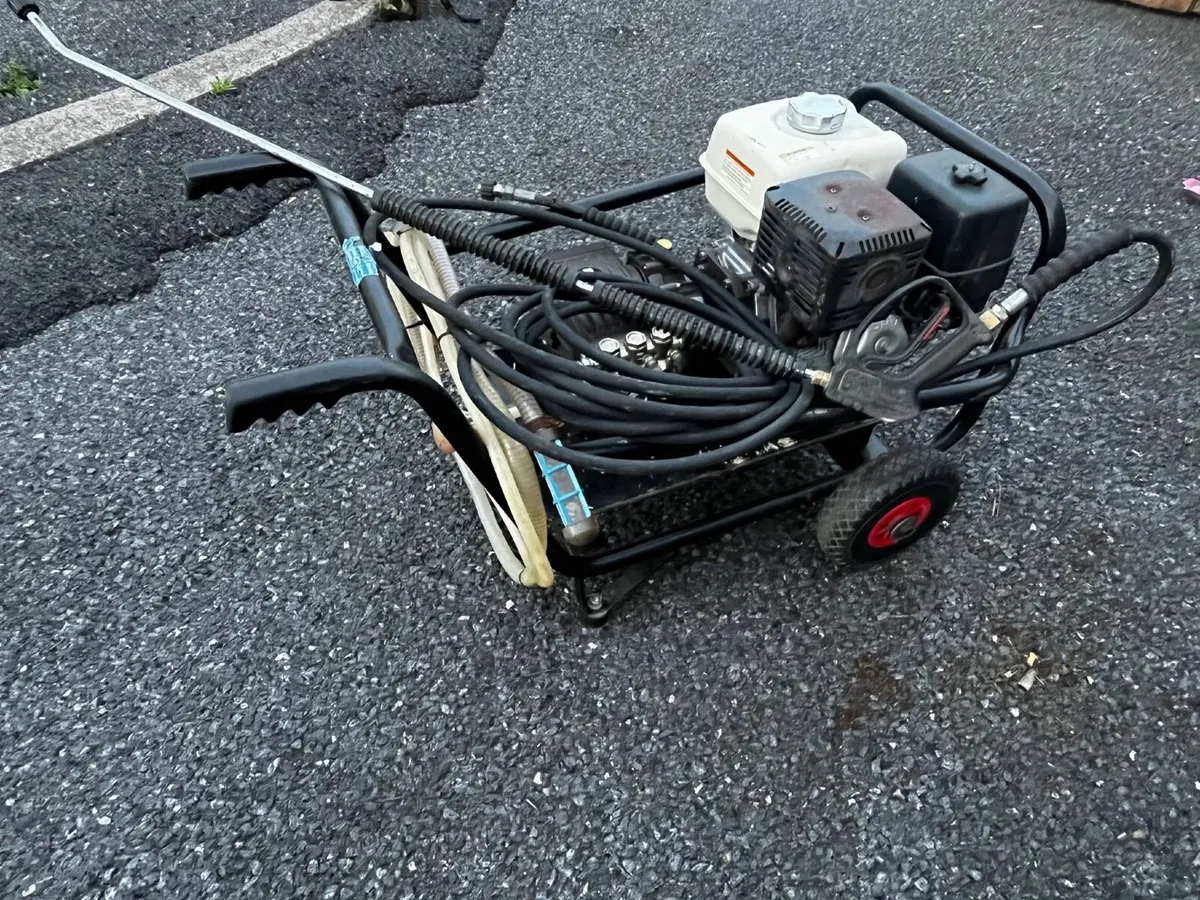 Pressure washer - Image 4