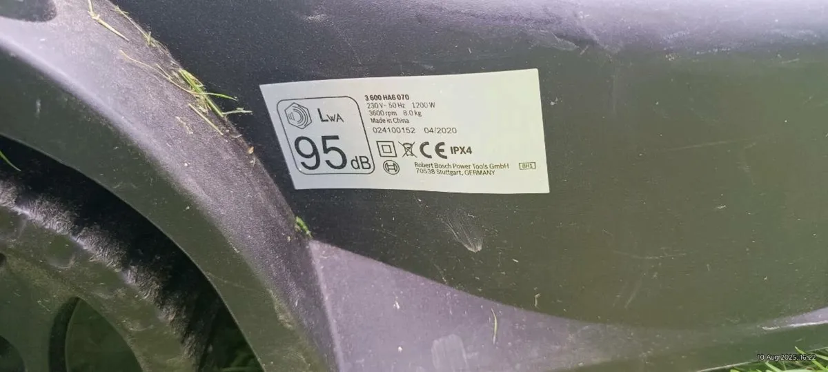 Bosch. 320er Electric Lawnmower - Image 4