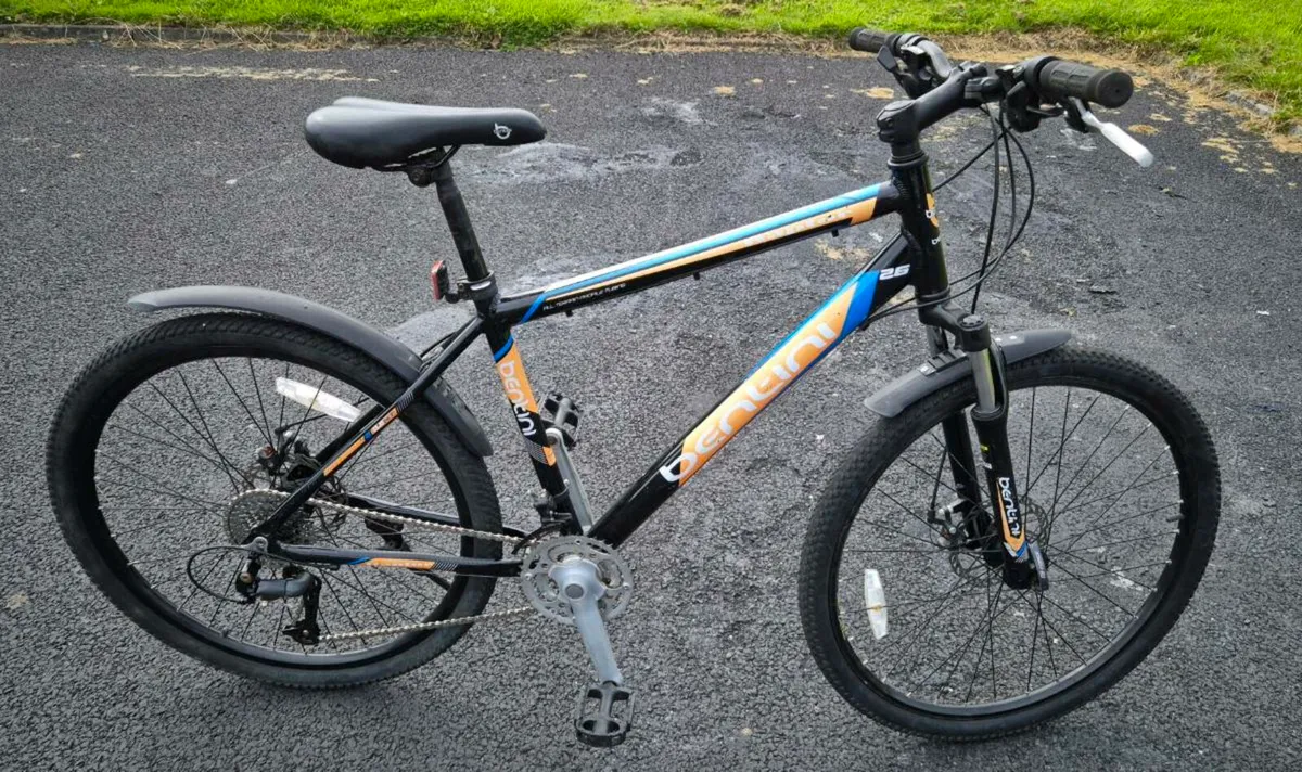 HARD-TAIL ALUMINIUM MOUNTAIN BIKE - Image 1