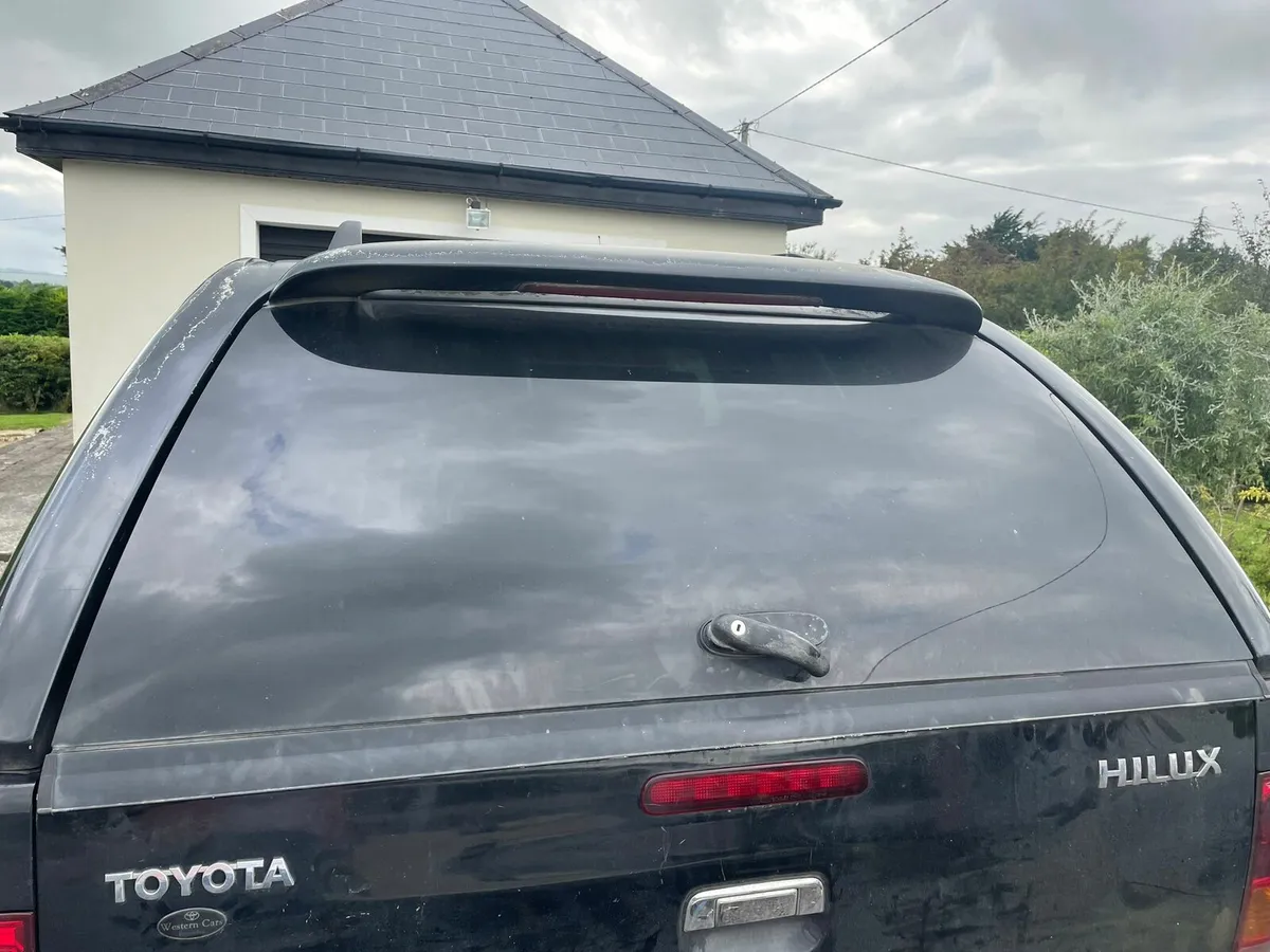Toyota hilux canopy - Image 2