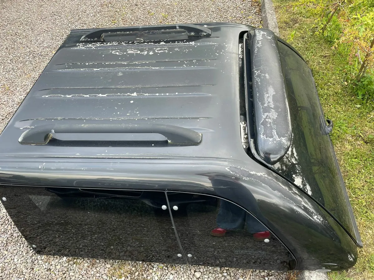 Toyota hilux canopy - Image 4