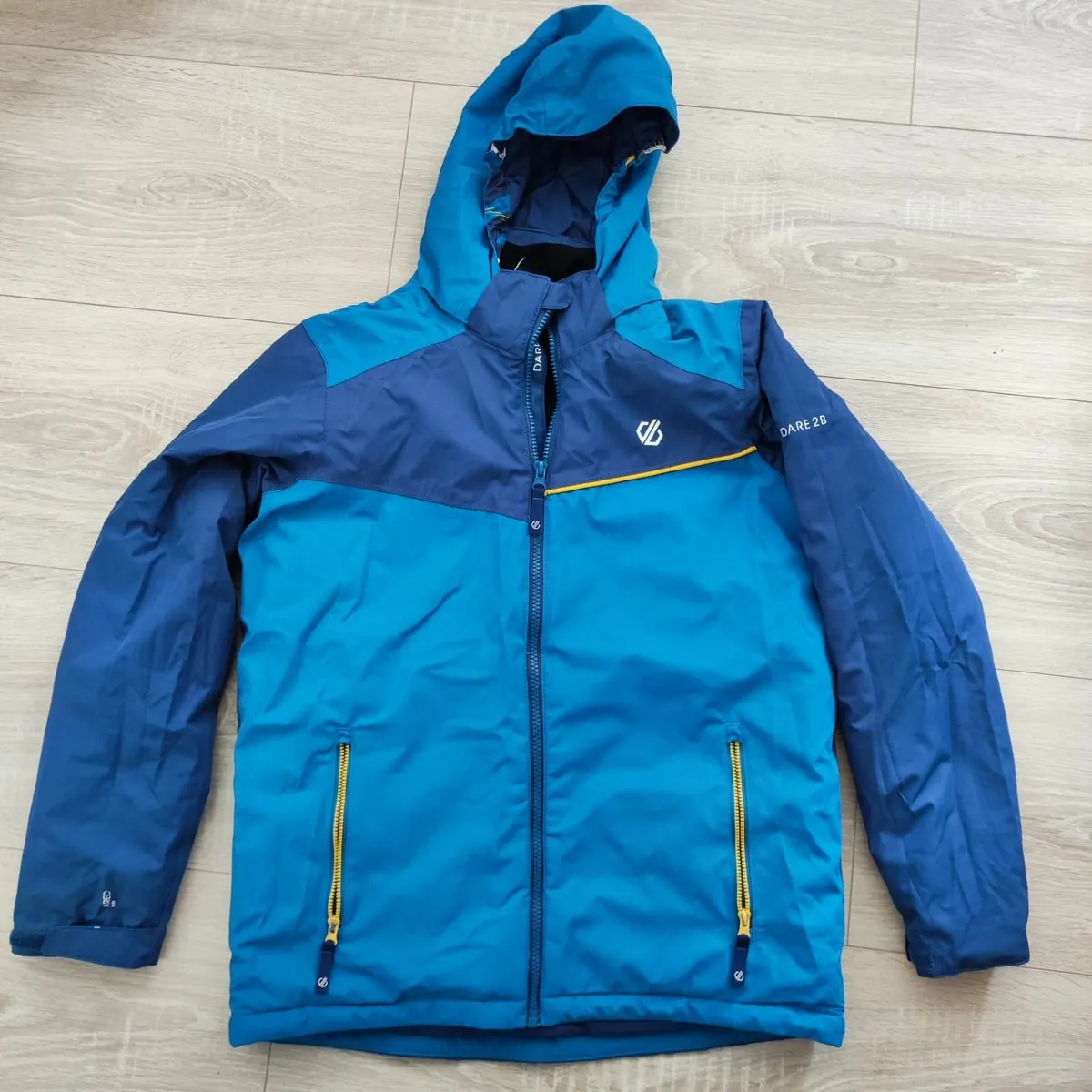 Boys Jacket Age 13 - Image 3