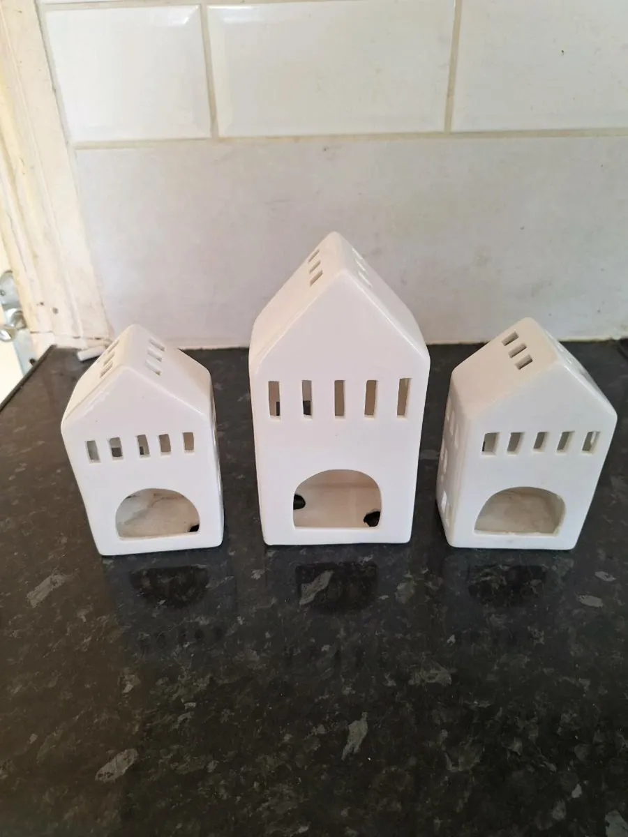 Three lovely ceramic tea light holders - Image 2