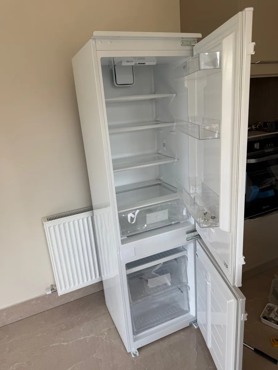 Fridge - Image 2