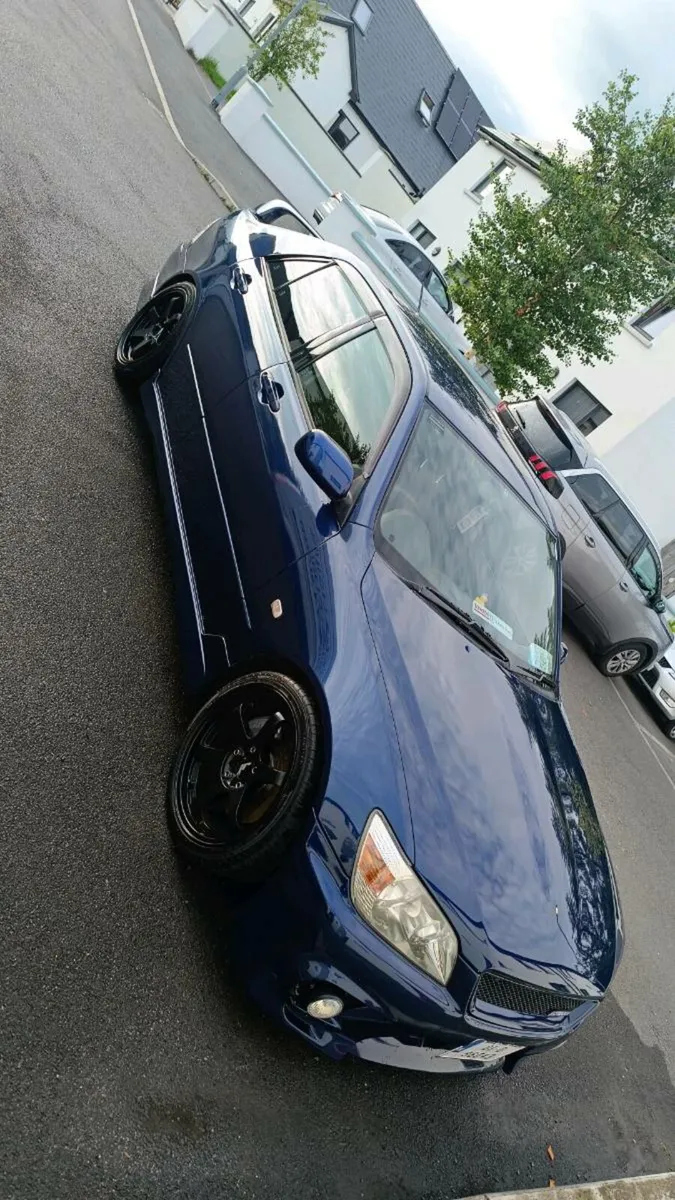 Toyota altezza - Image 1