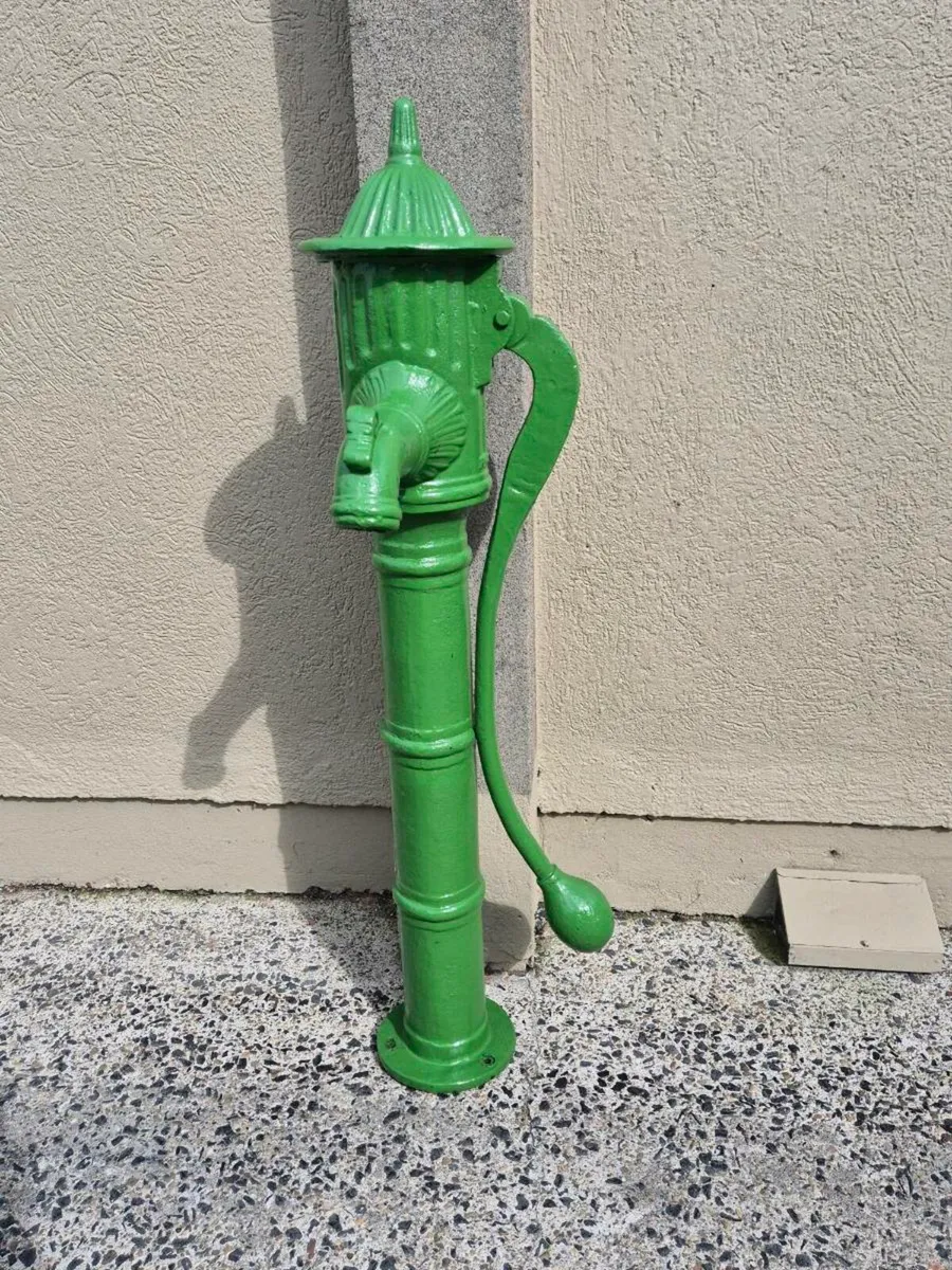 Water  pump - Image 1
