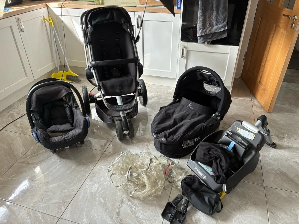 Quinny Buzz Travel System - Image 2