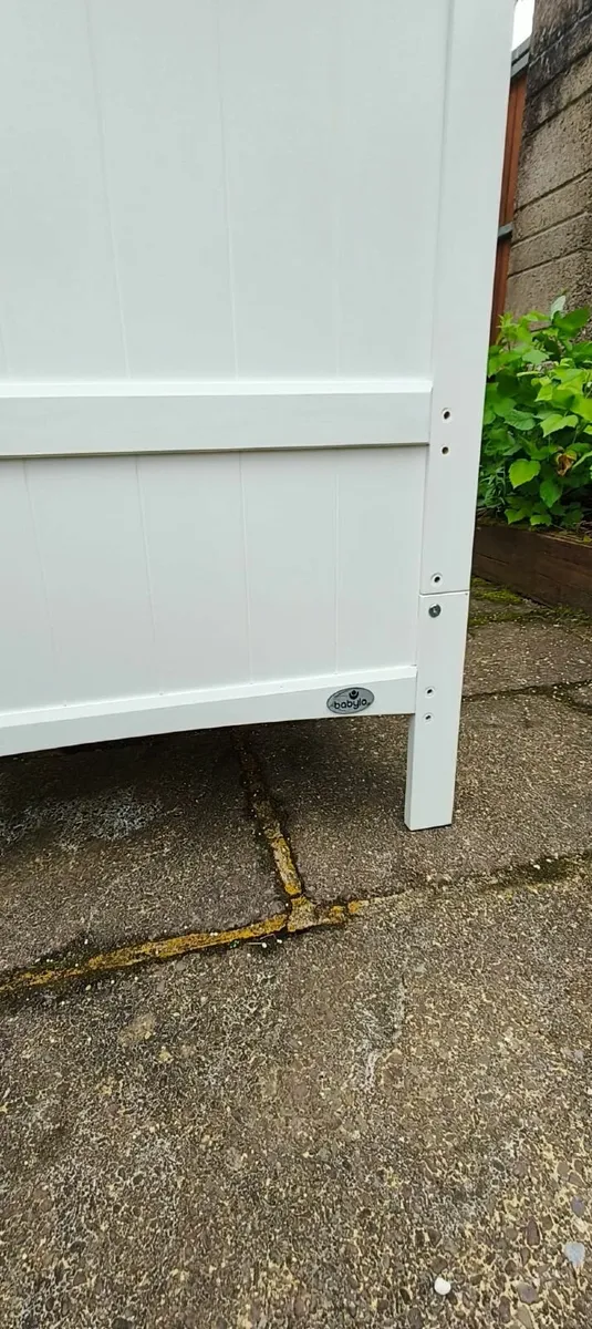 Babylo sienna Cot bed - Image 4