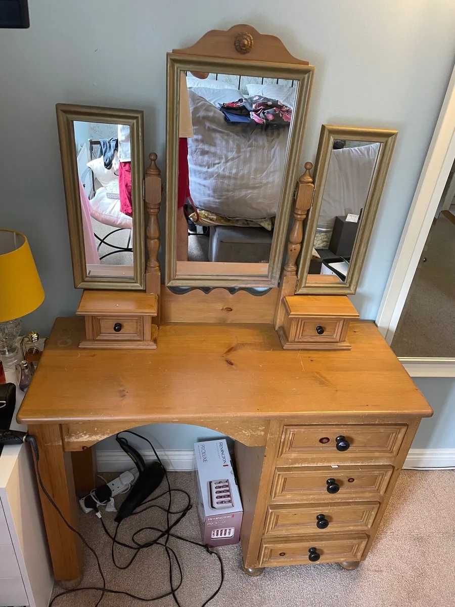 Dressing table - Image 2