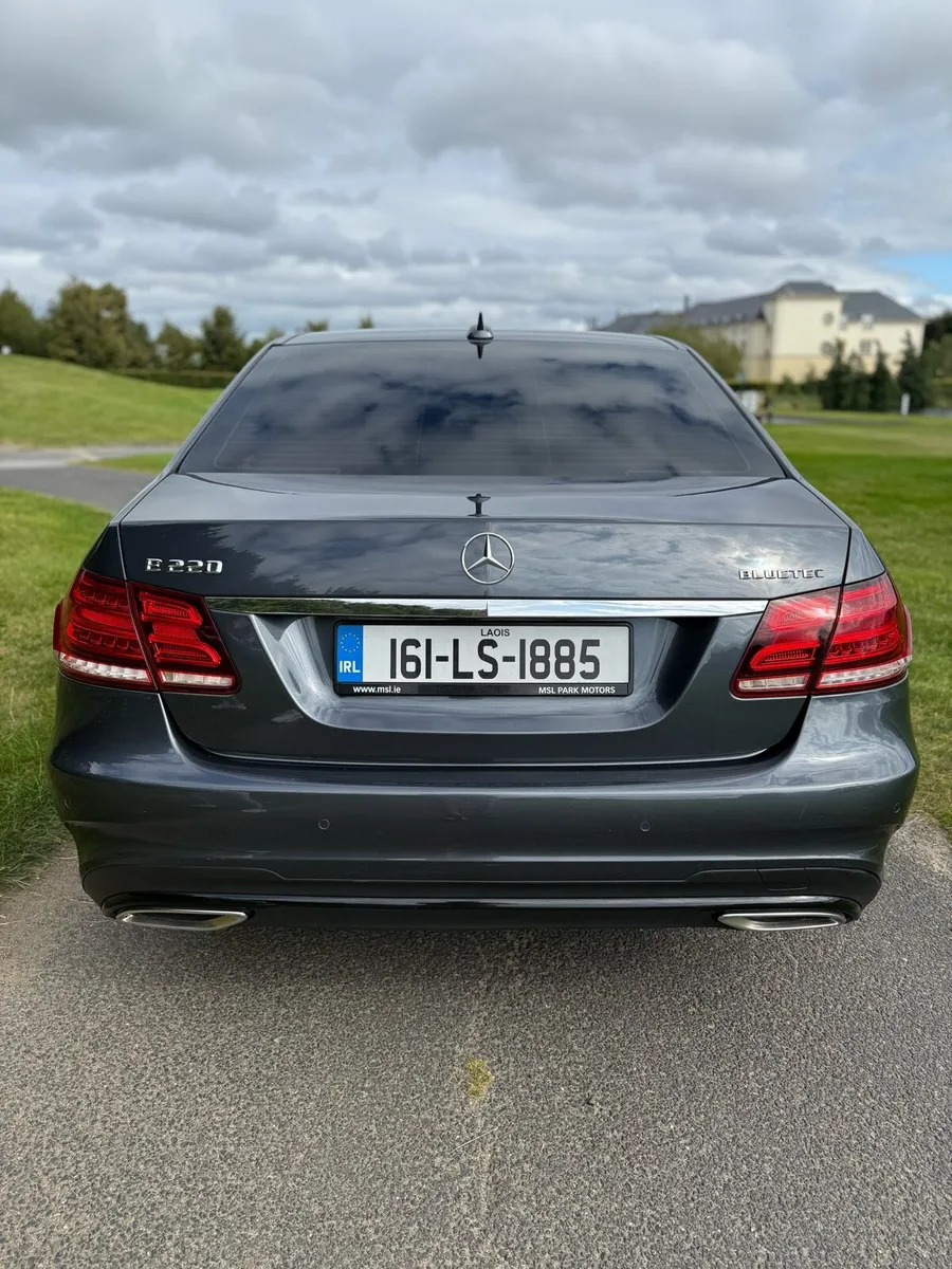 Mercedes E-Class 220 AMG Sport🚀 - Image 4