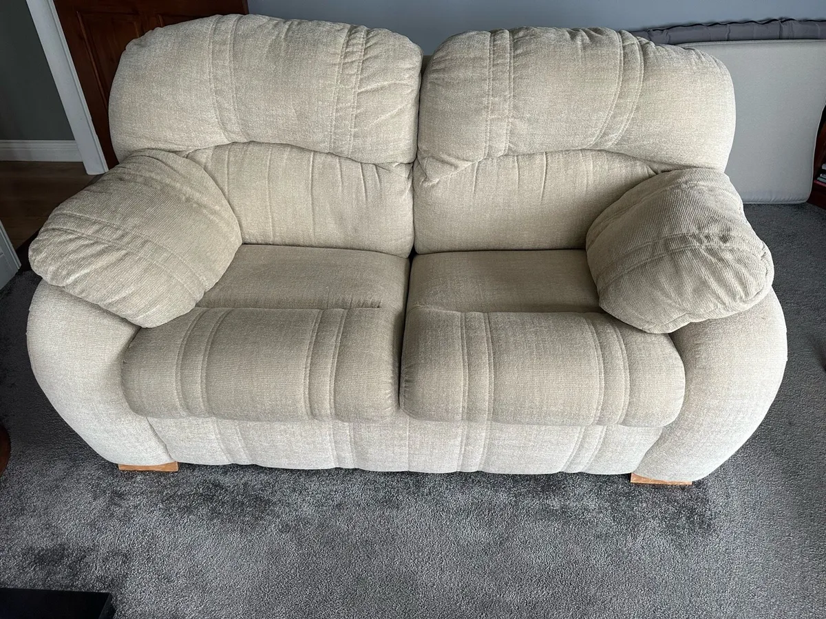 Three piece suite - Image 3