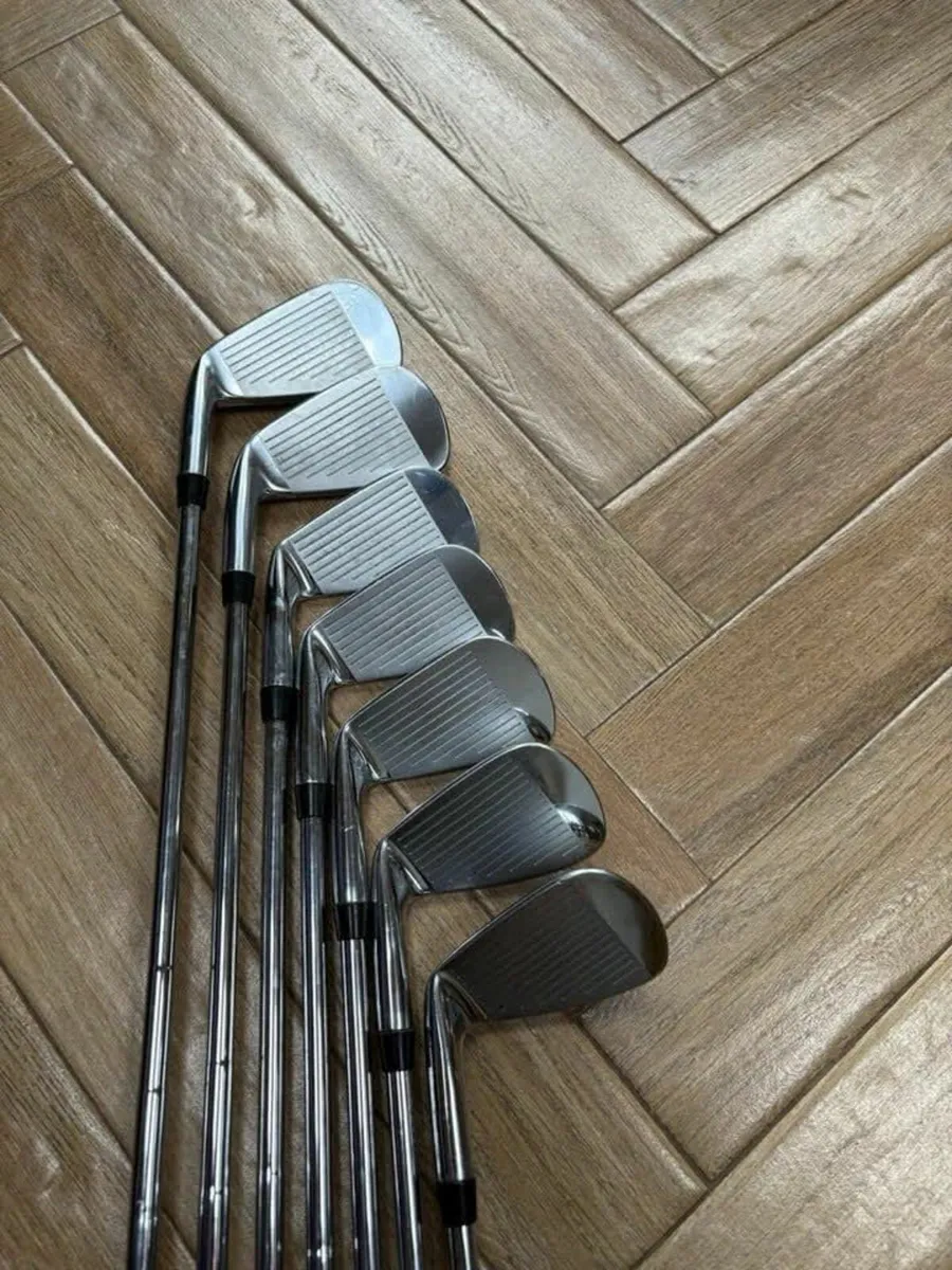 Mizuno MP4 Irons 5-9 With Mph5 3+4 Iron - Image 1