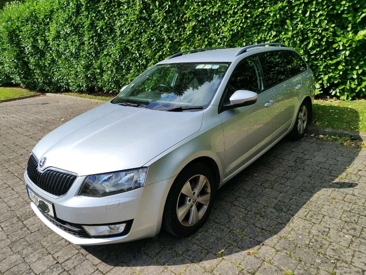 Skoda Octavia Estate - Image 4
