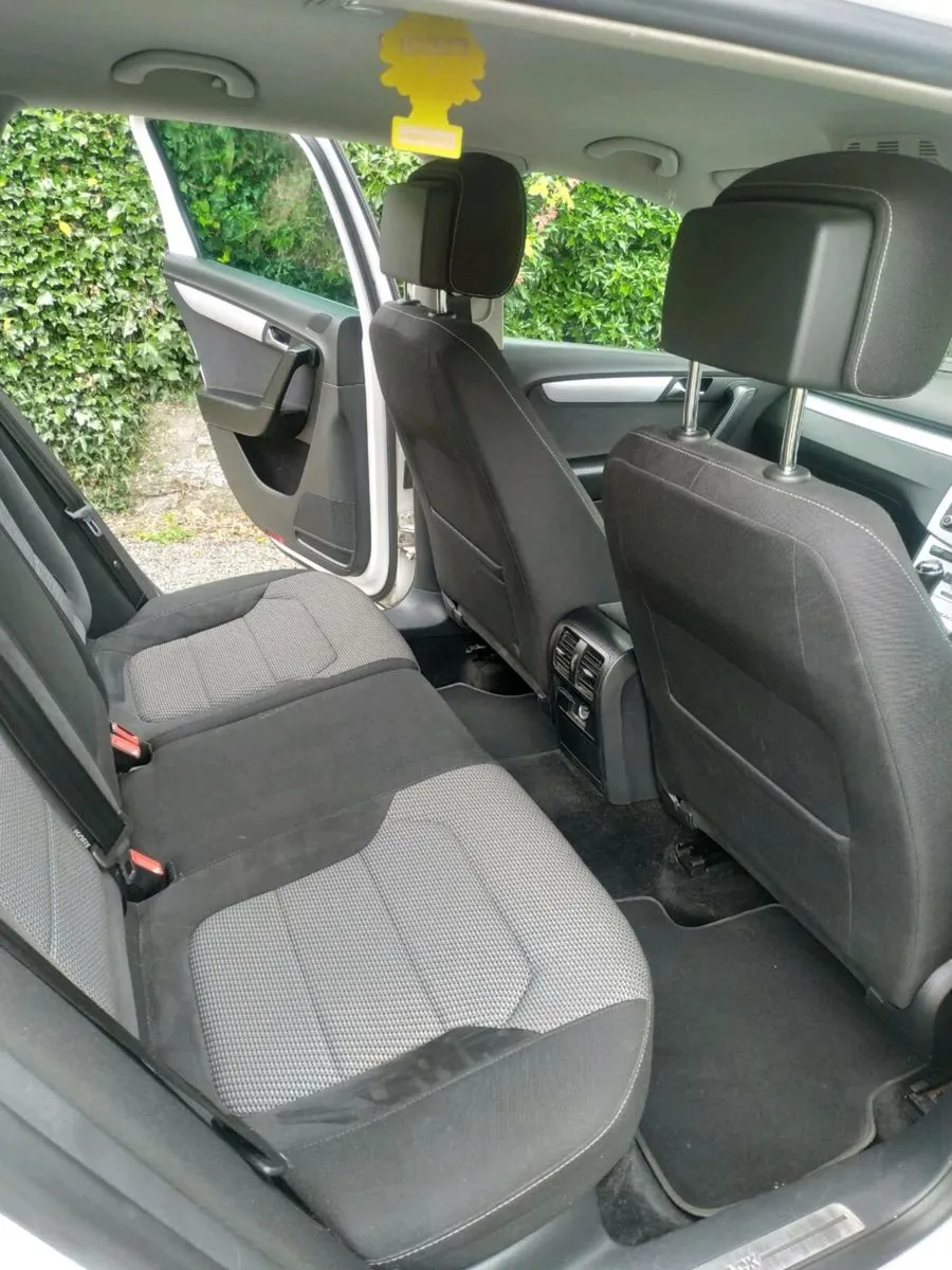 Volkswagen Passat B7 Alltrack TDI MOT 03.2026 - Image 4