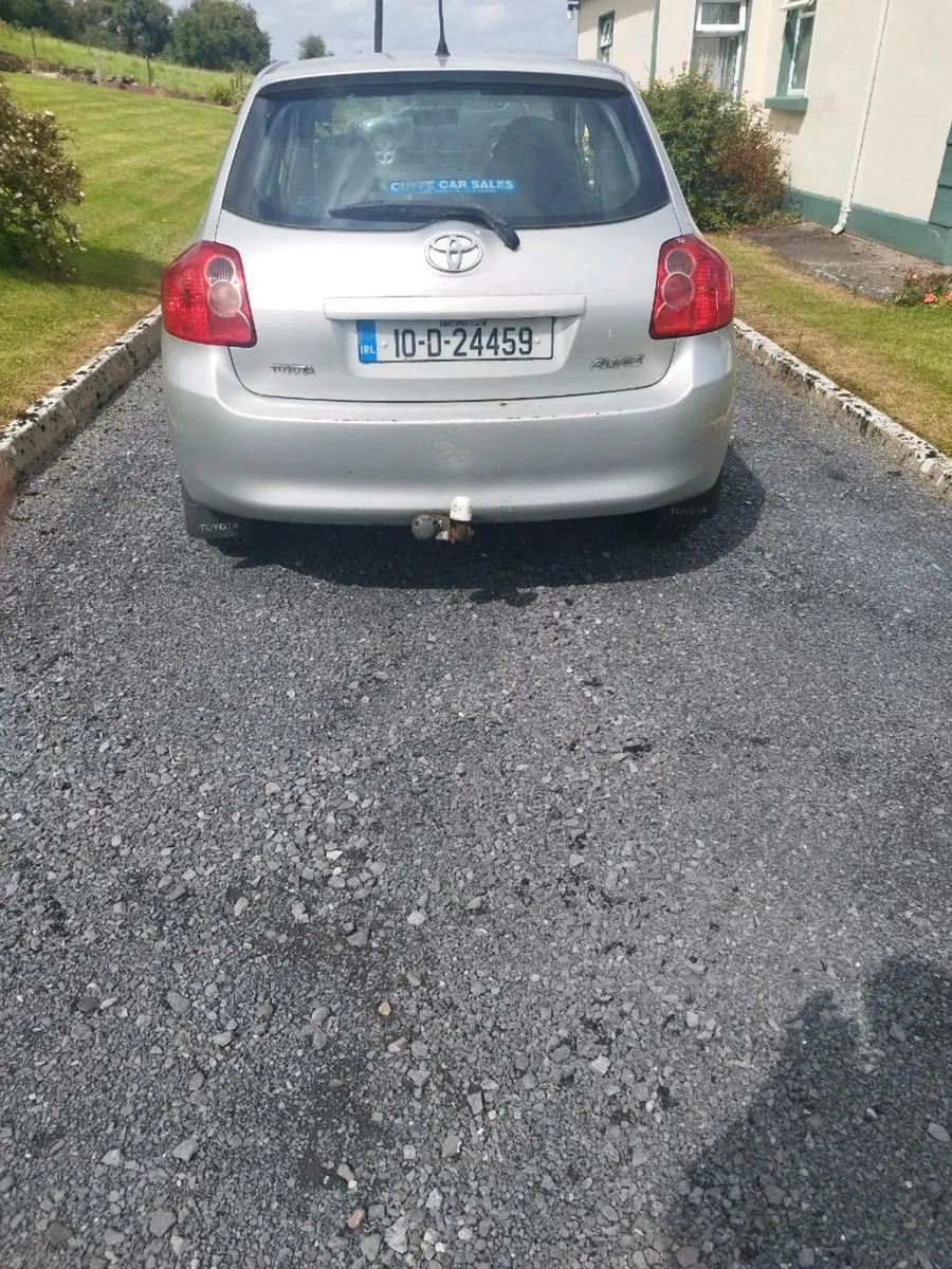Toyota Auris 1.4 Diesel Van - Image 2