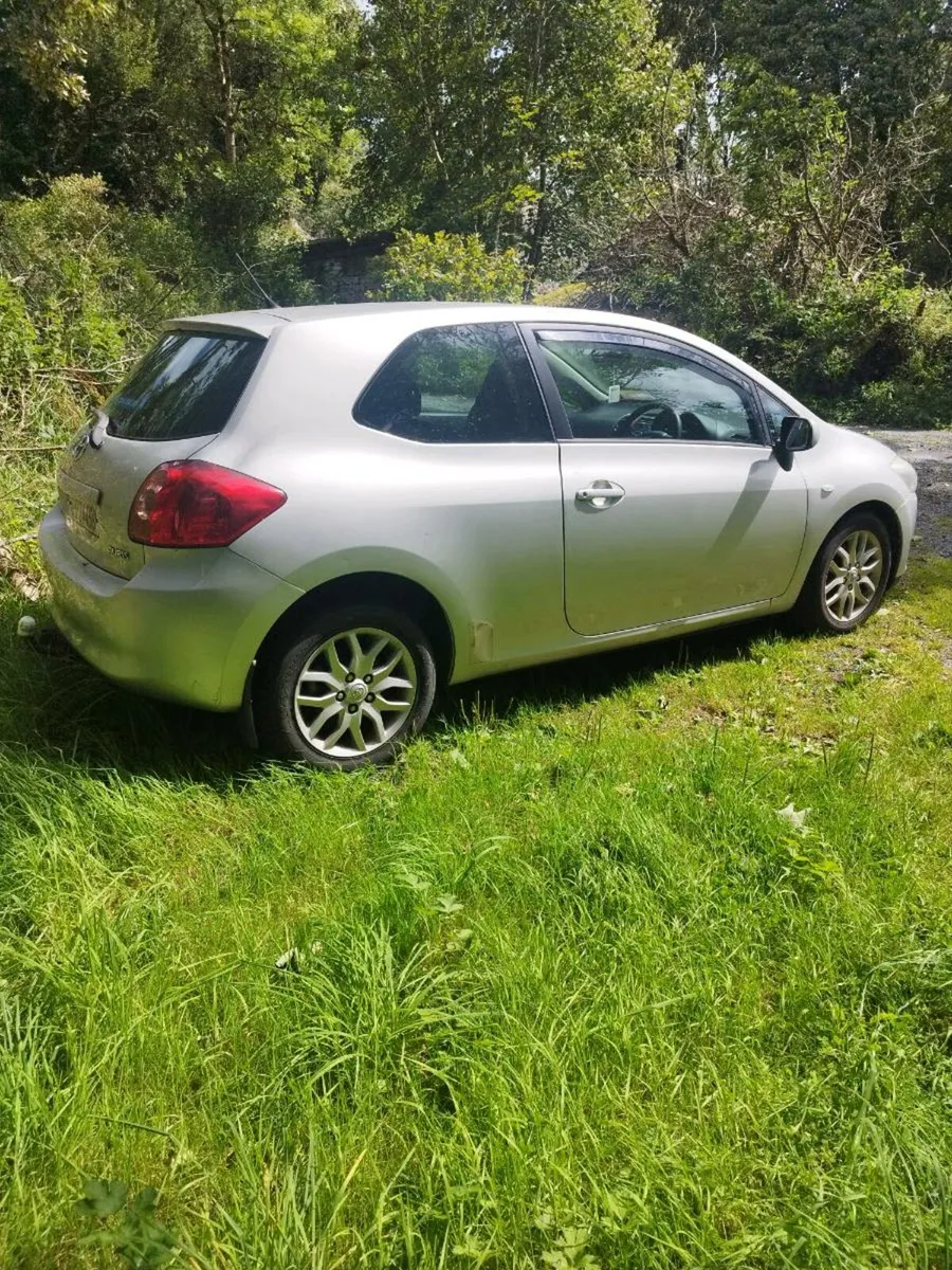 Toyota Auris 1.4 Diesel Van - Image 4