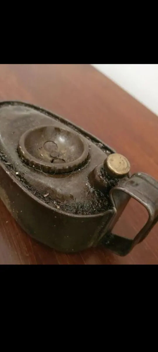 vintage pump oil can - Image 1