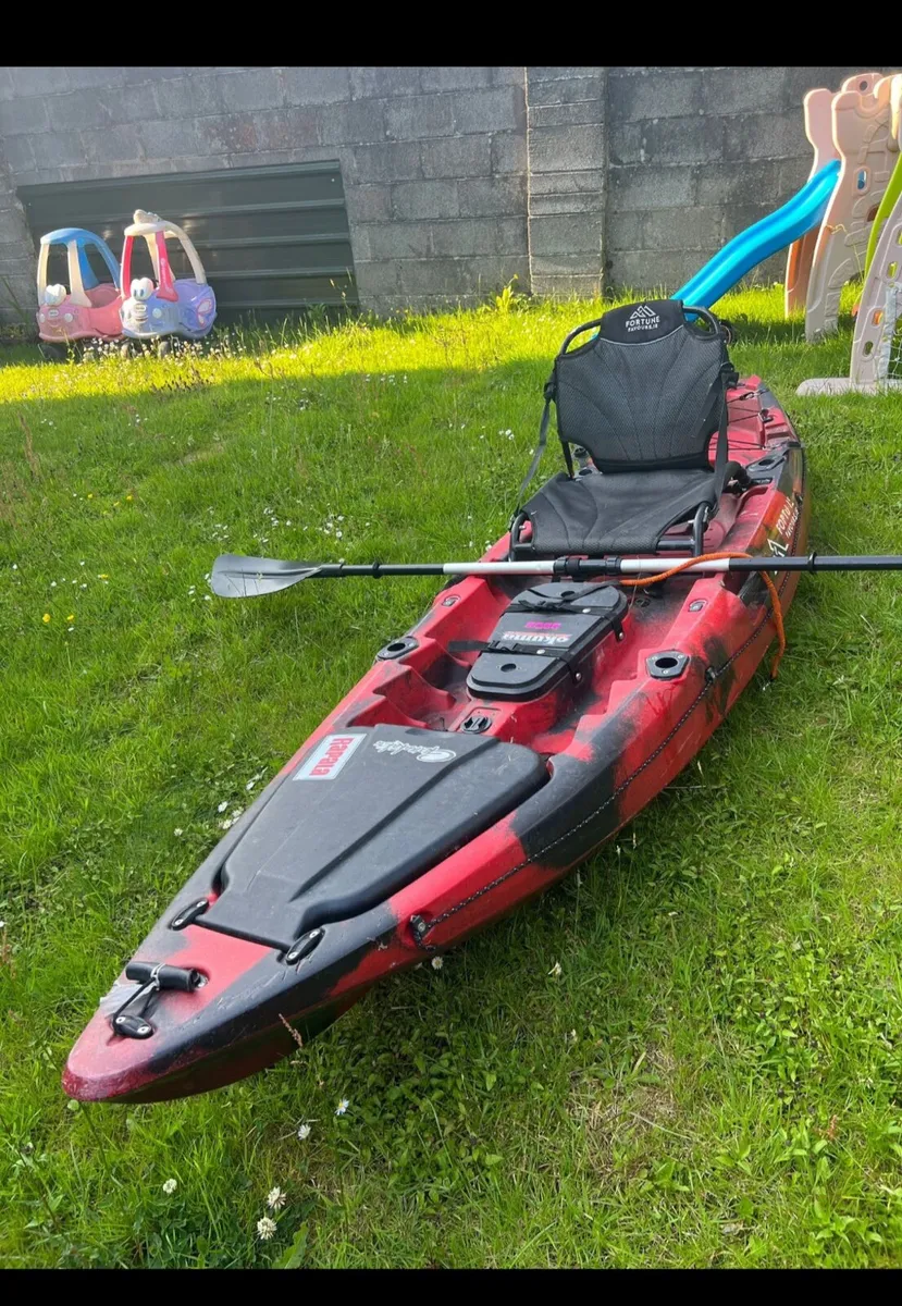 Fishing kayak - Image 1