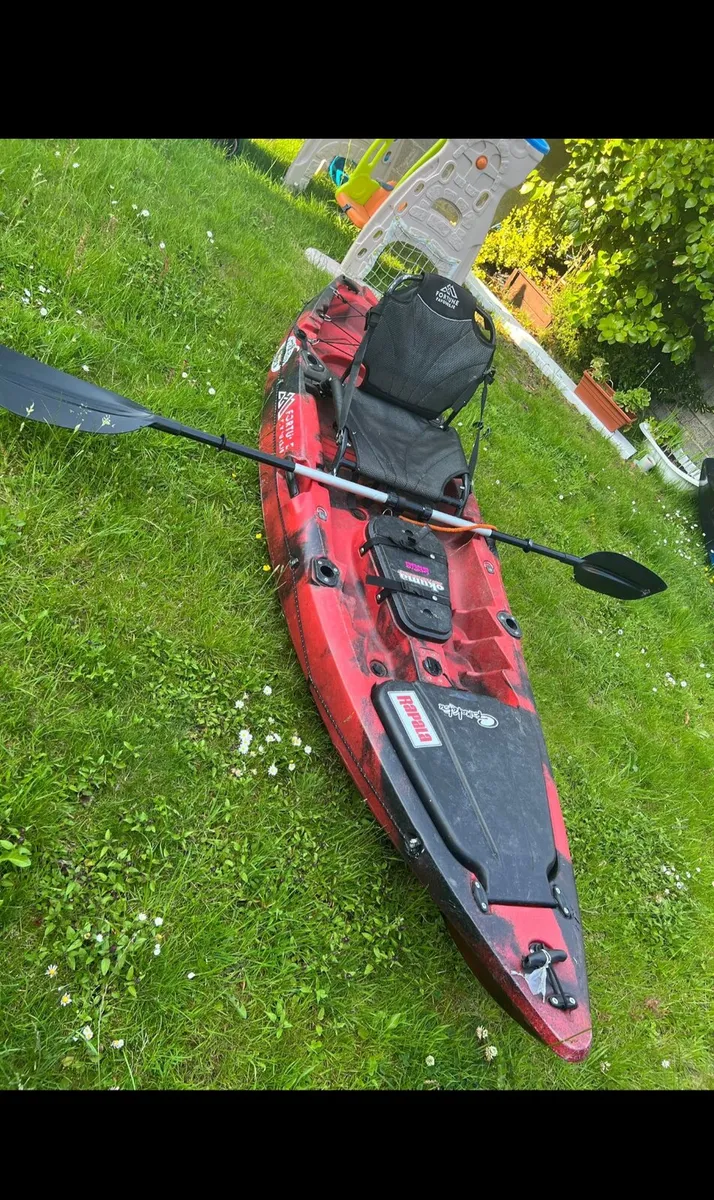 Fishing kayak - Image 4