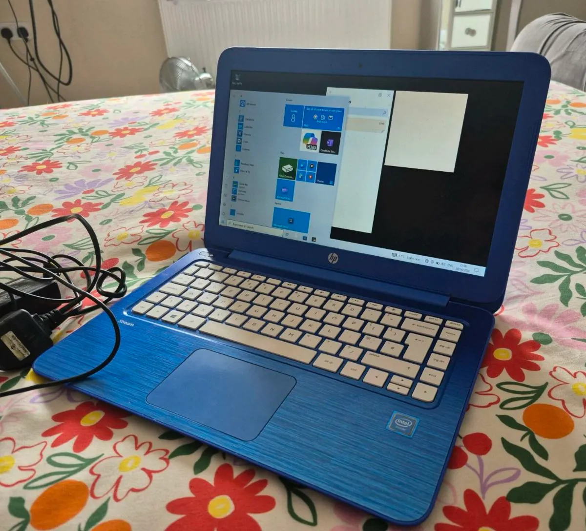 HP Stream 13 2.16GHz laptop working perfect - Image 2