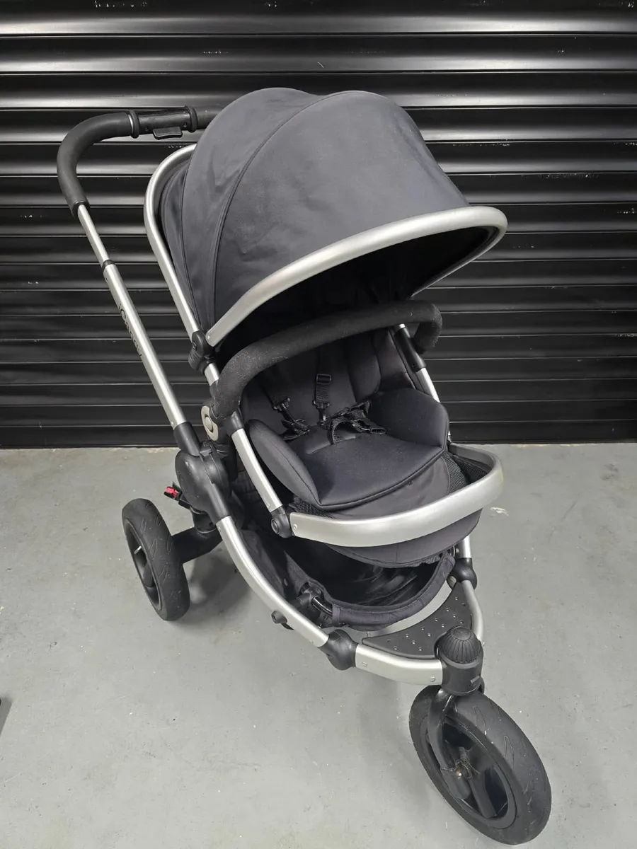 iCandy Peach All Terrain 3 Wheel Pram + Maxi-Cosi - Image 1