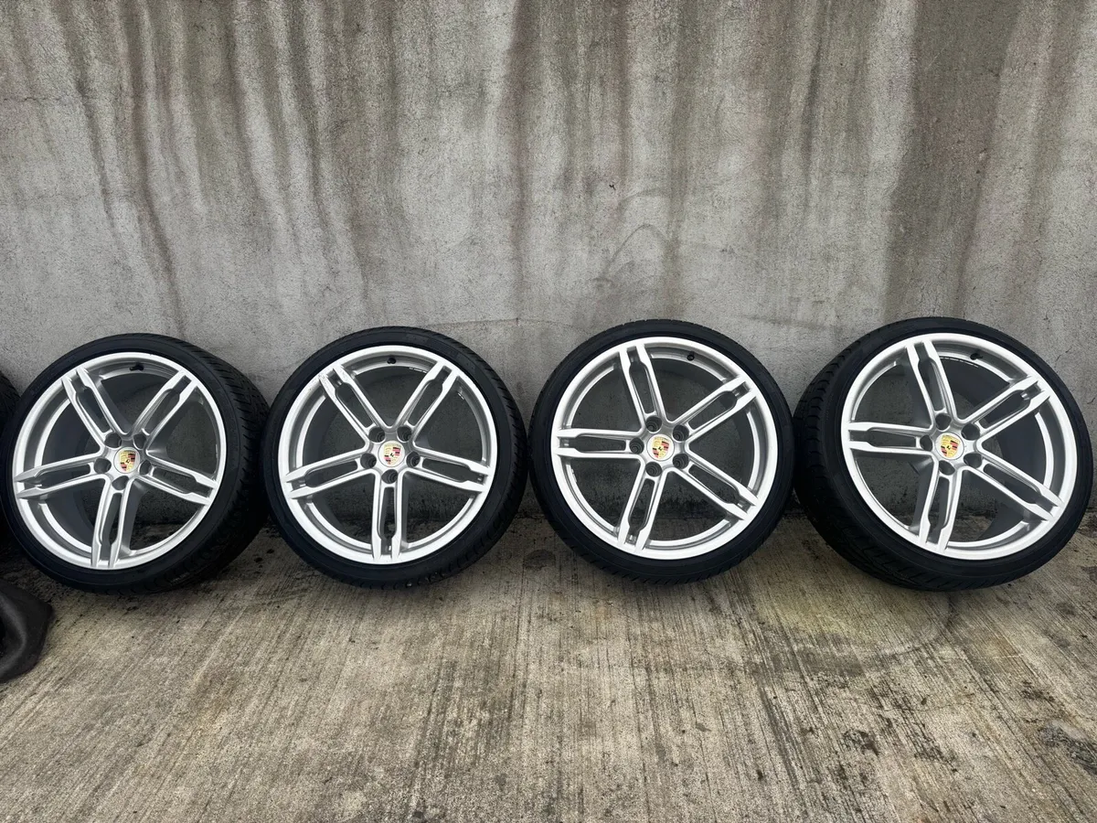 19” Porsche Macan Alloys 5x112 - Image 1