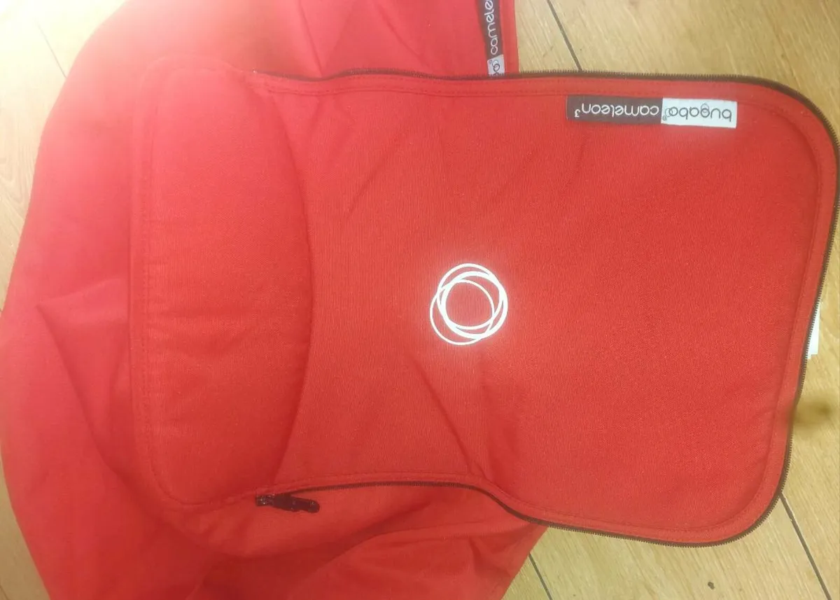 Bugaboo cameleon set Extendable hood/ Apron New - Image 1
