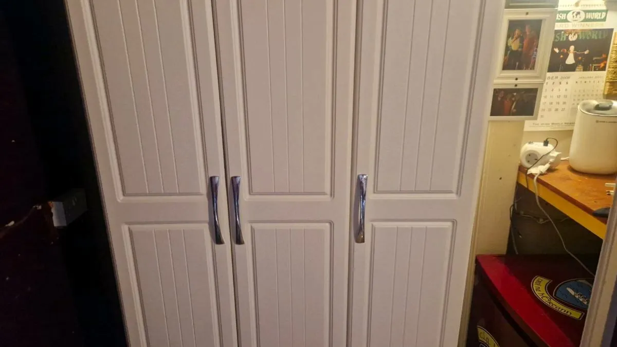 Wardrobe - Image 2