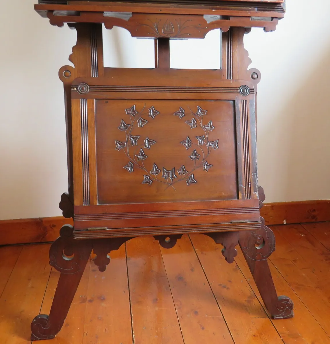Antique Mahogany Easel - Image 3
