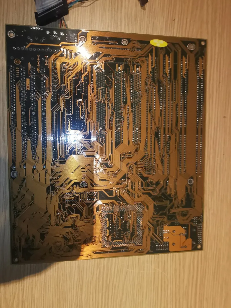 Vintage Abit Socket 7 Motherboard Intel EDO memory - Image 4