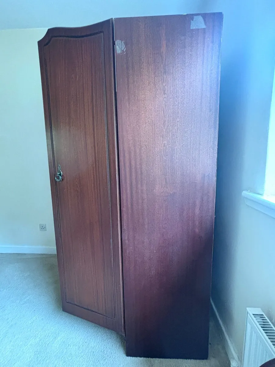 Solid wood wardrobe - Image 3
