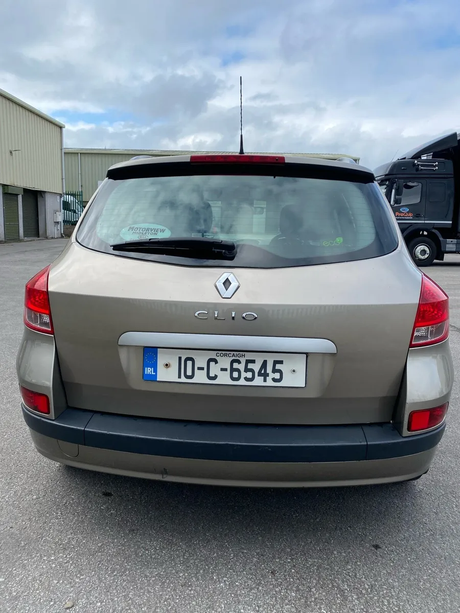Renault Clio 1.2 petrol new Nct/Tax - Image 4
